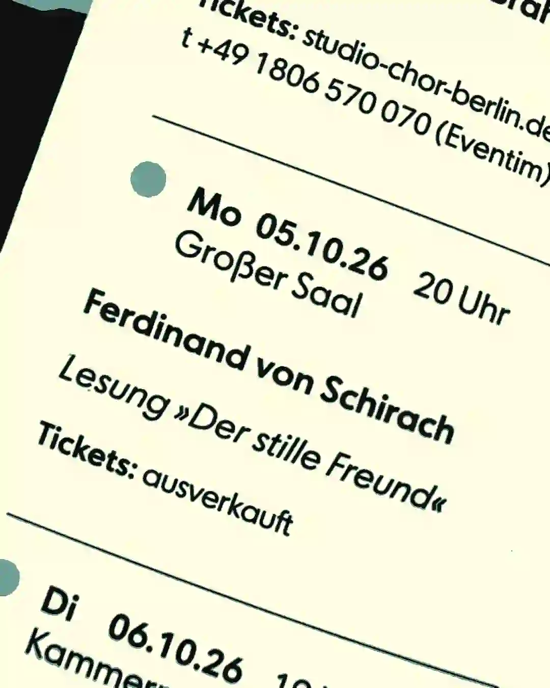 Programmheft mit dem Eintrag zur Lesung von Ferdinand von Schirach am 5. Oktober 2026 im Großen Saal.